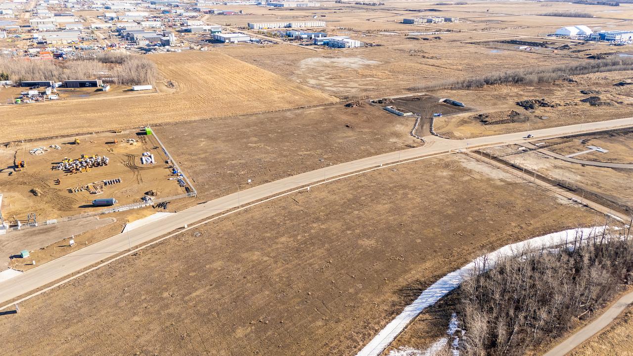 5601 43 Street, Leduc, AB