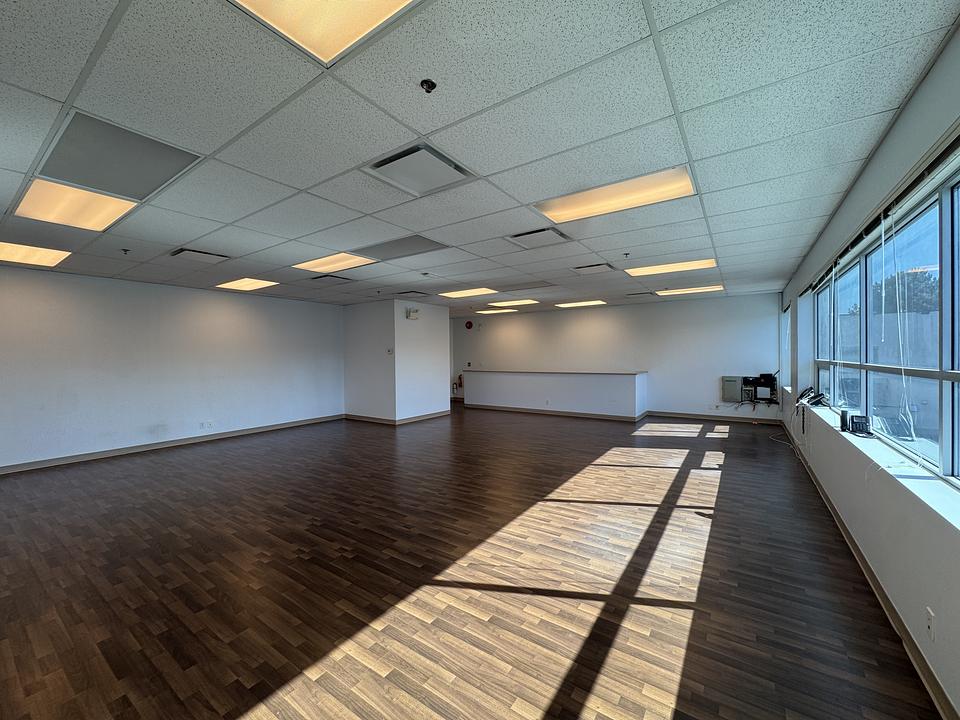 3033 - 2560 Shell Road, Richmond, BC