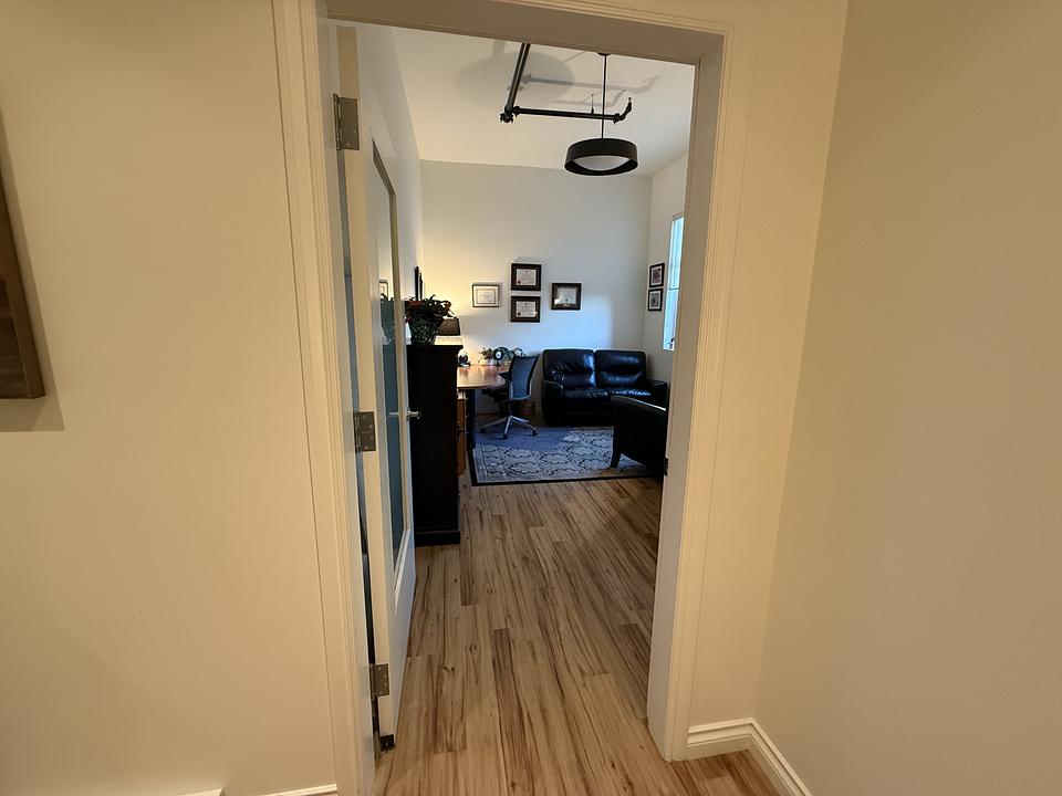 103 - 324 Goldstream Ave, Victoria, BC