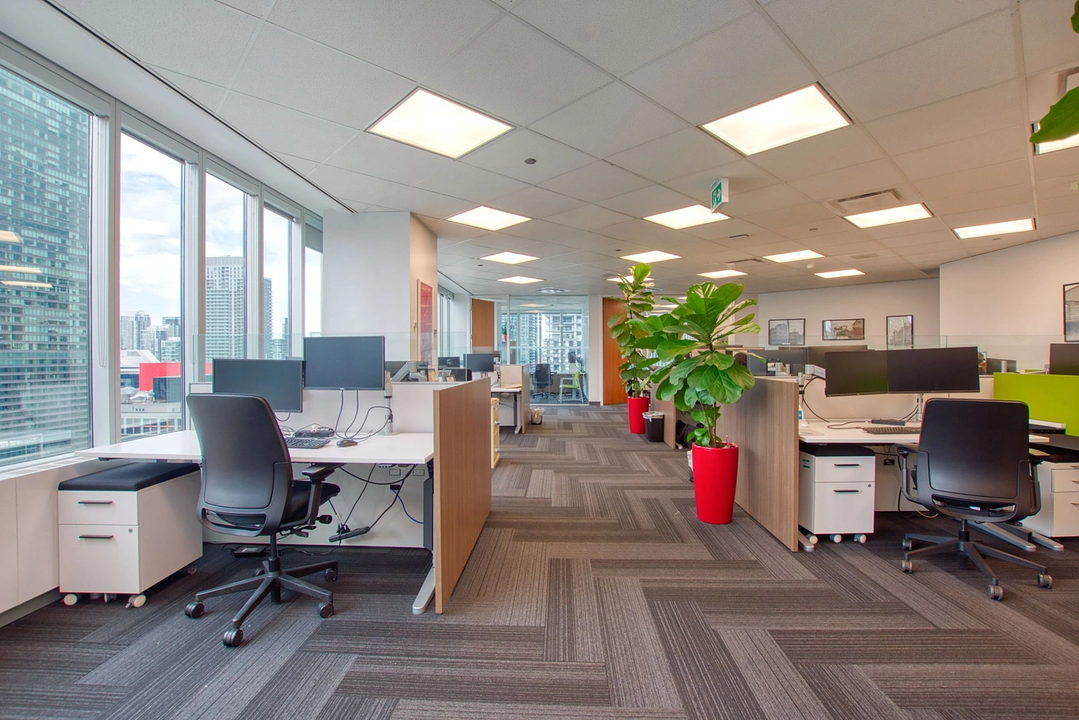 1800 - 200 King Street West, Toronto, ON