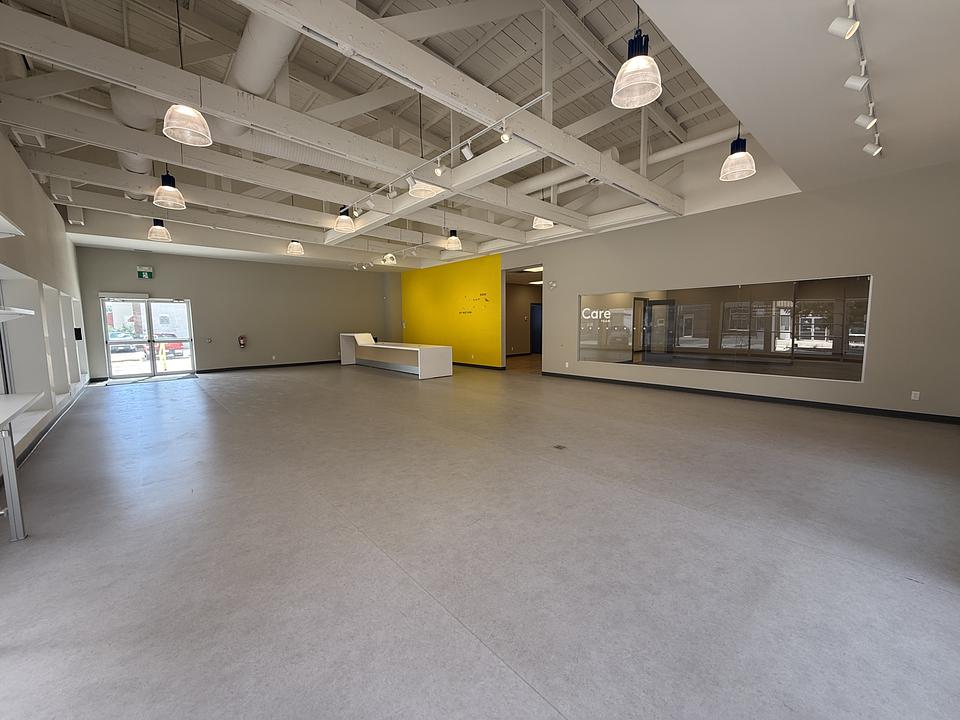 1 - 4720 50 Avenue, Red Deer, AB