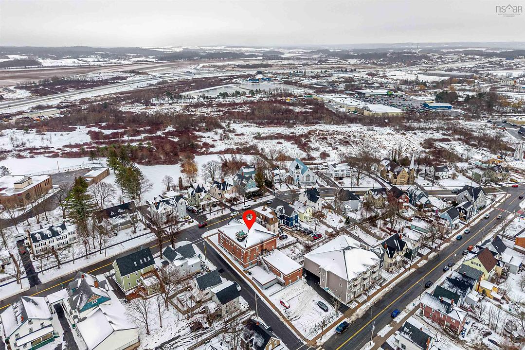 240 King Street, Windsor, NS