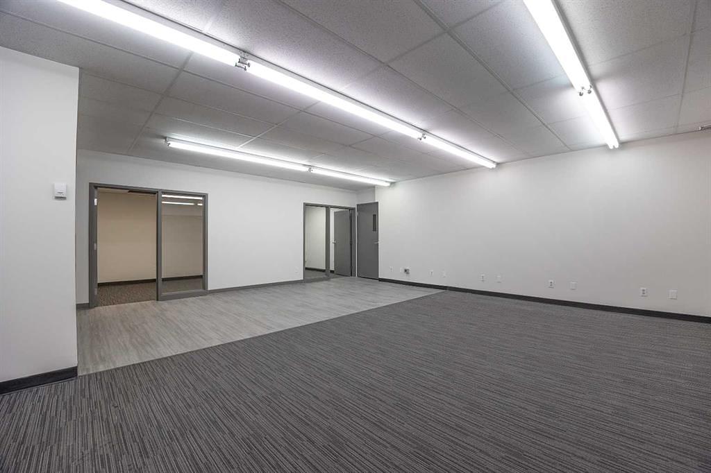 208 - 9401 Franklin Avenue, Fort McMurray, AB