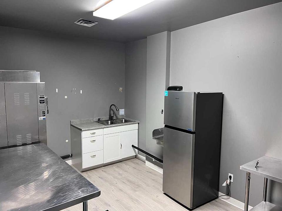 206 - 5703 48 Avenue, Camrose, AB