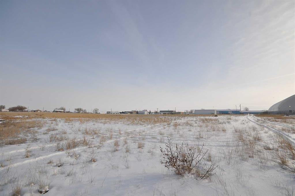 647 2nd Avenue, Cypress County, AB