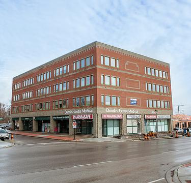 220 Dundas St W, Whitby, ON