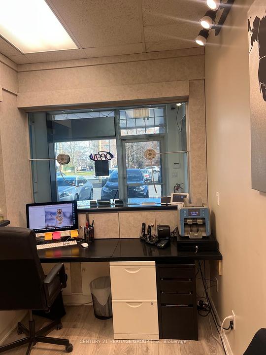 B23 - 7378 Yonge Street, Vaughan, ON