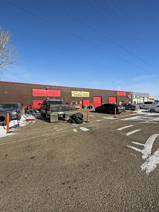 Unit 1 - 1621 Highway Avenue Southeast, Redcliff, AB