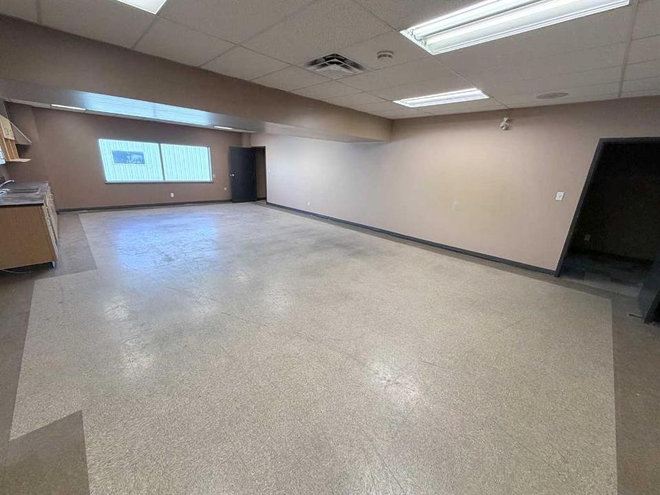 10211 88 Avenue, Clairmont, AB