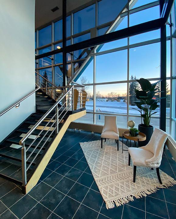 1120 68 Avenue Northeast, Calgary, AB