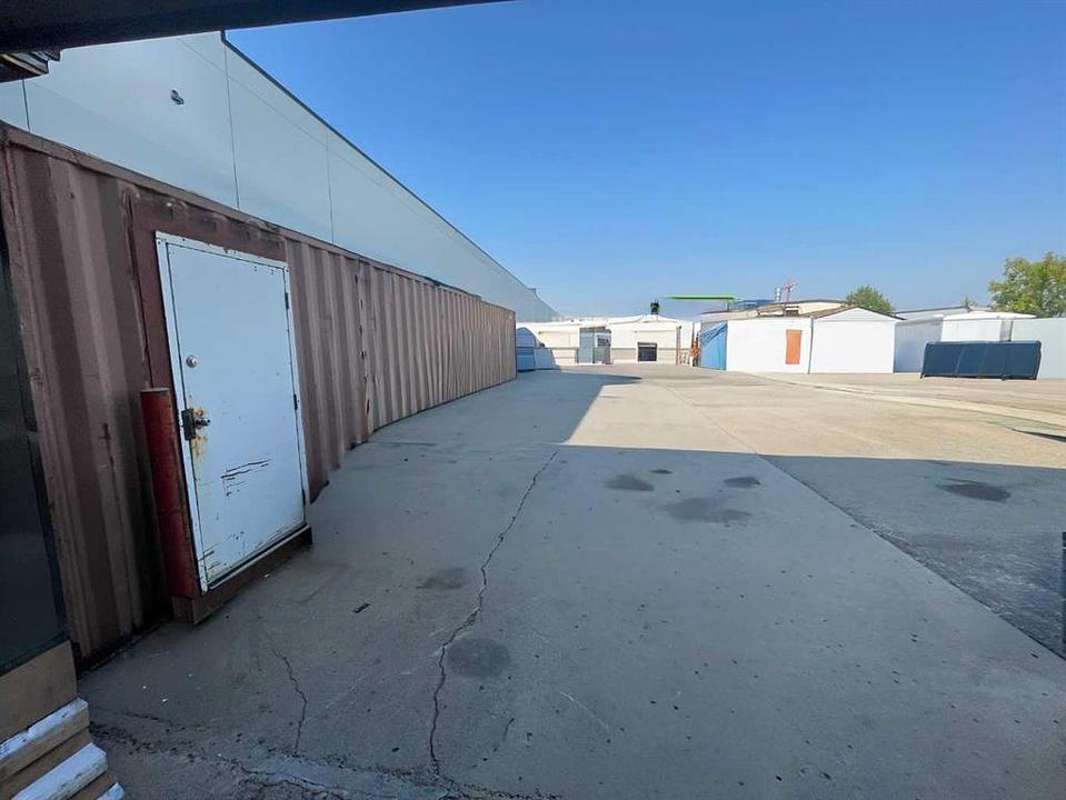 4805 32 Street Southeast, Calgary, AB