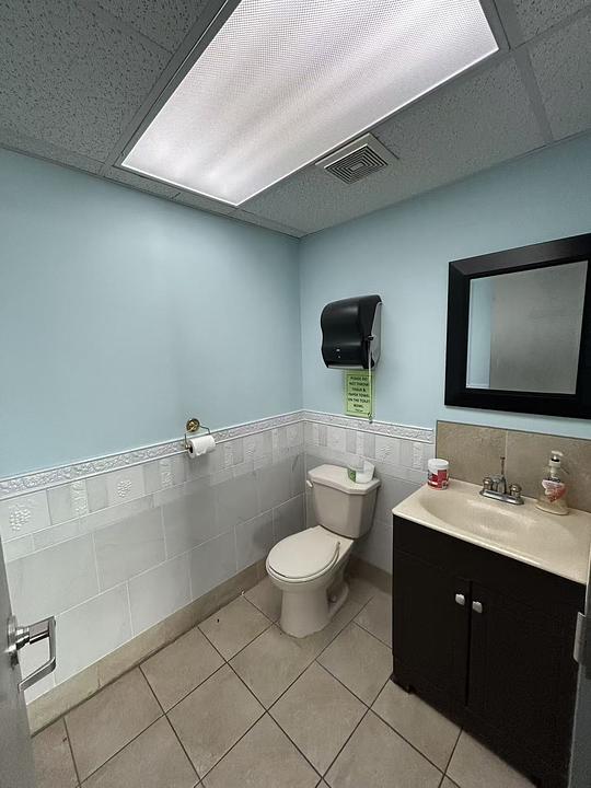 2215 - 11980 Hammersmith Way, Richmond, BC