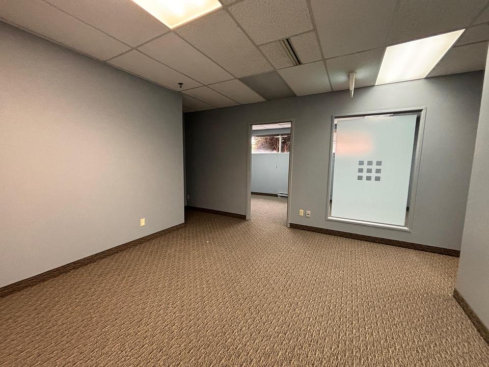 LL22 - 1701 Woodward Dr, Ottawa, ON