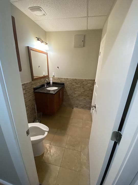 6852 Merritt Avenue, Burnaby, BC