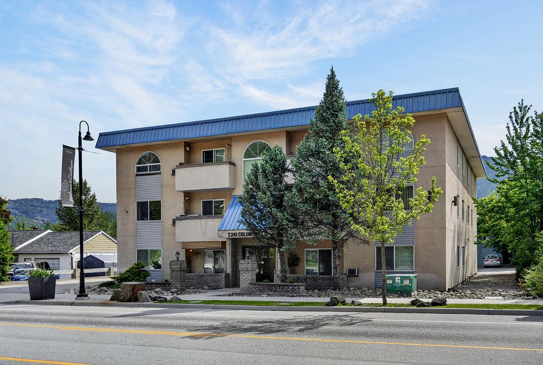 2241 Columbia Avenue, Castlegar, BC