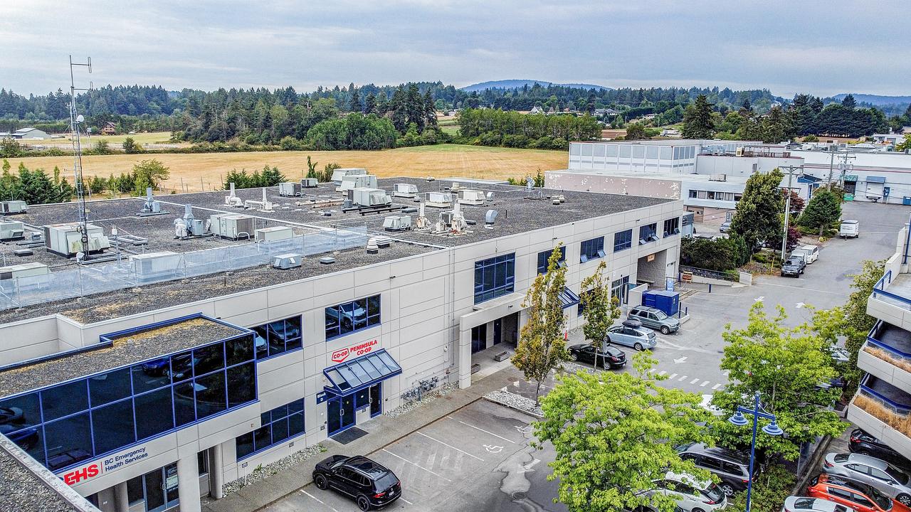 1D002 - 2261 Keating Cross Road, Saanichton, BC