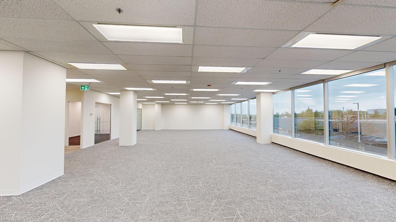310 - 700-1420 Blair Towers Place, Ottawa, ON