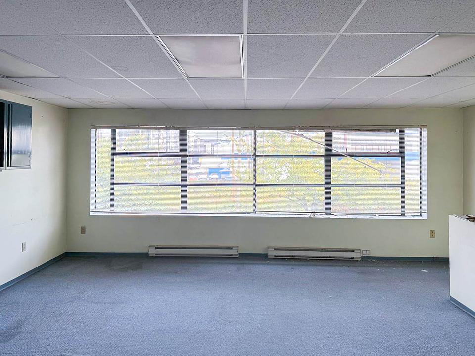 9012 Oak Street, Vancouver, BC