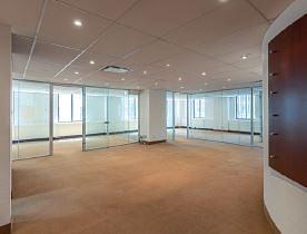 1255 Boulevard Robert-Bourassa, Montréal, QC