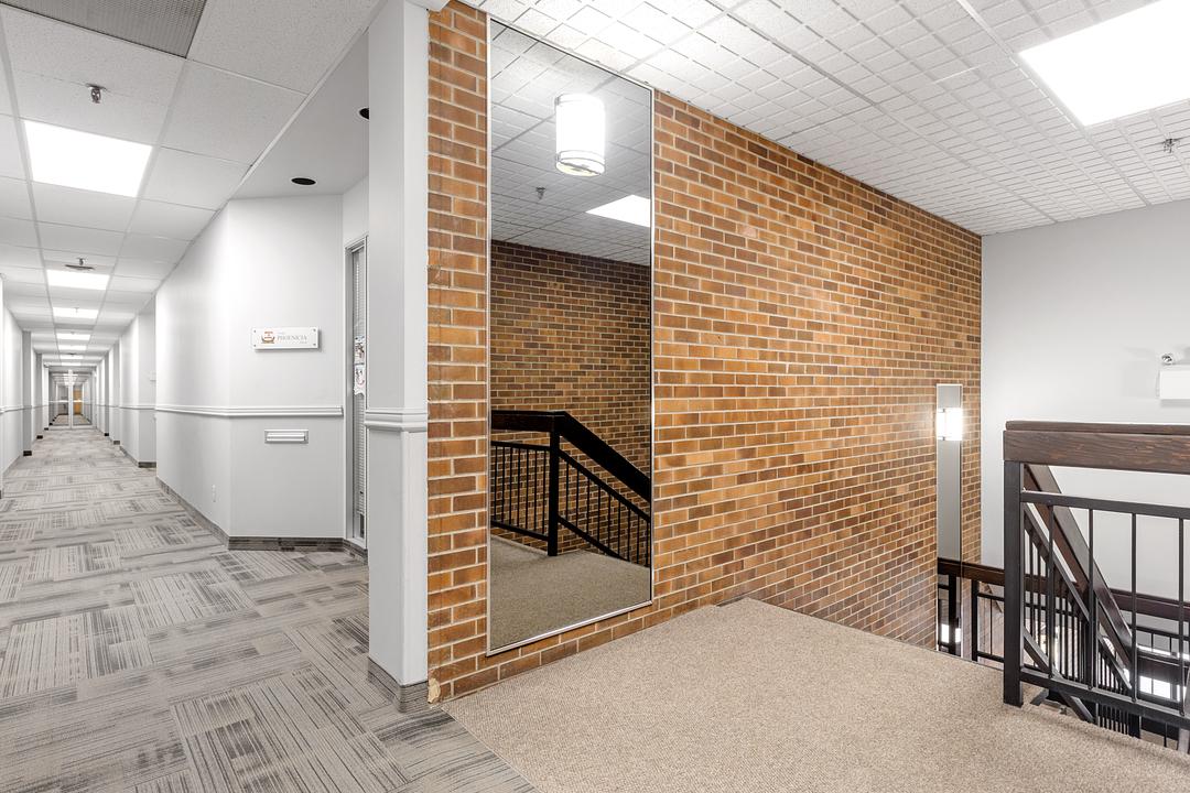 225 - 1725 St-Laurent Boulevard, Ottawa, ON