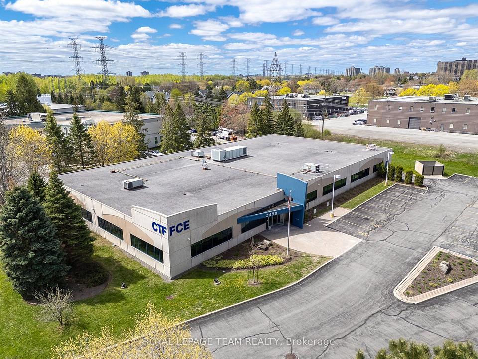 2490 Don Reid Drive, Ottawa, ON