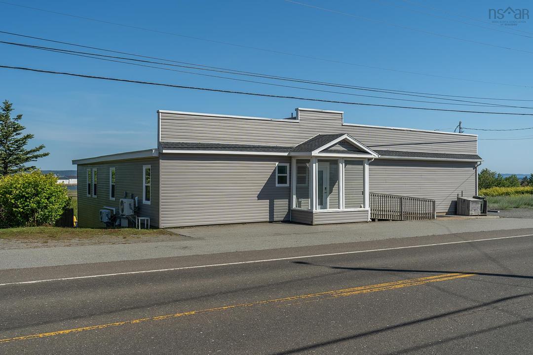 1861 Highway 1, Church Point, NS