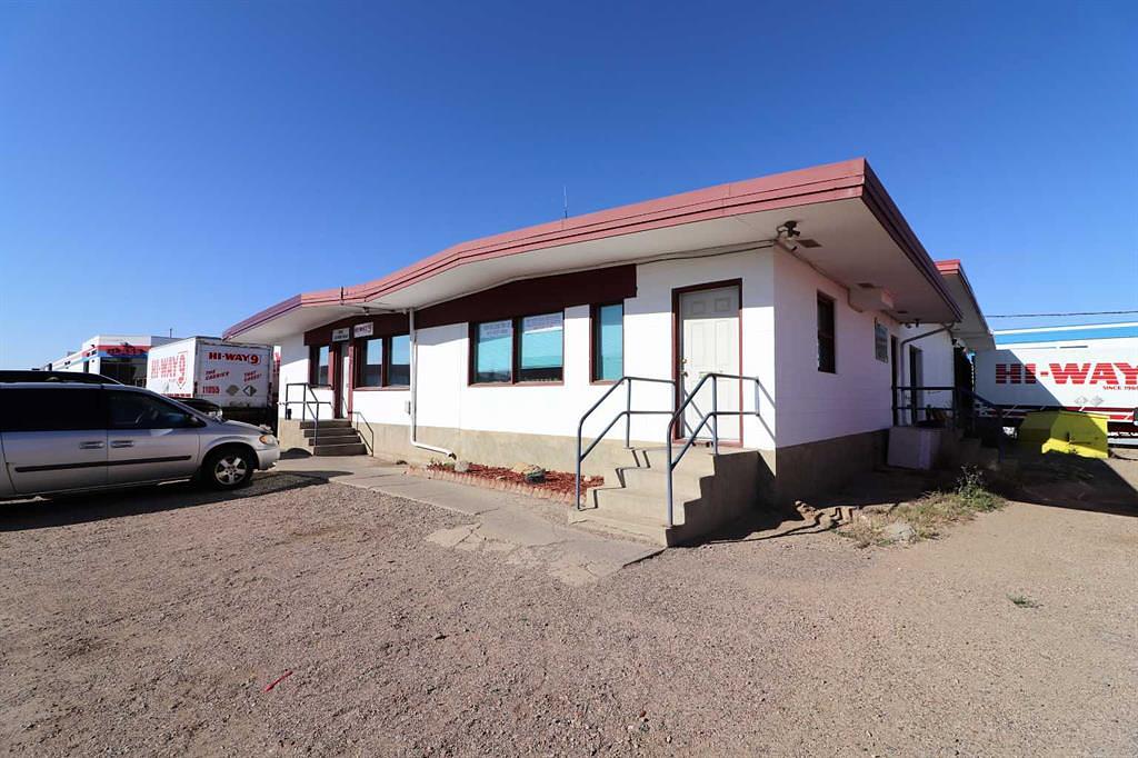 666 15 Street Southwest, Medicine Hat, AB