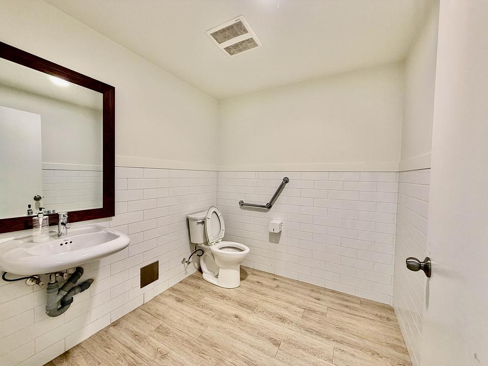 5860 East Boulevard, Vancouver, BC