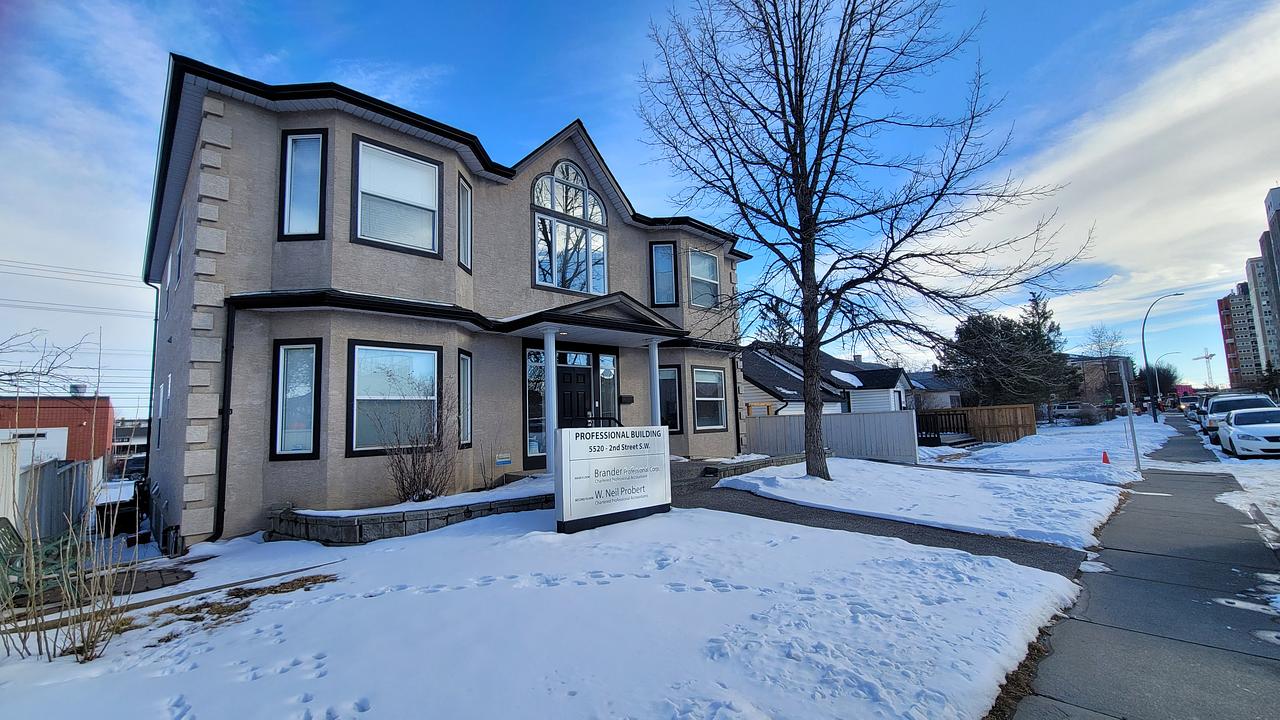 200 - 5520 2 Street Southwest, Calgary, AB