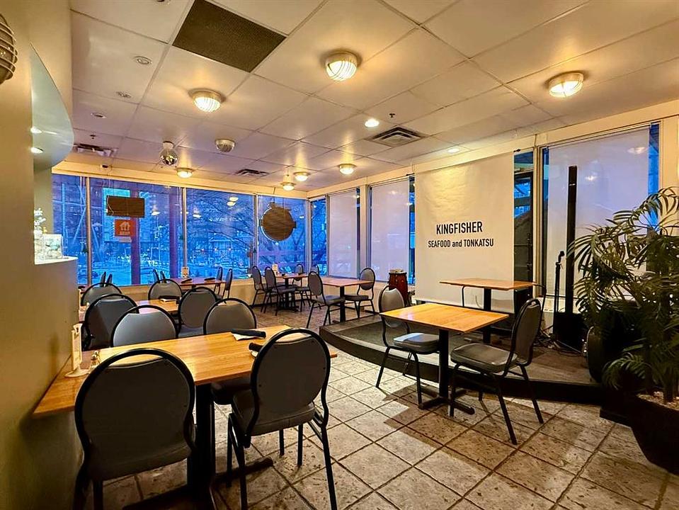207 - 328 Centre Street South, Calgary, AB