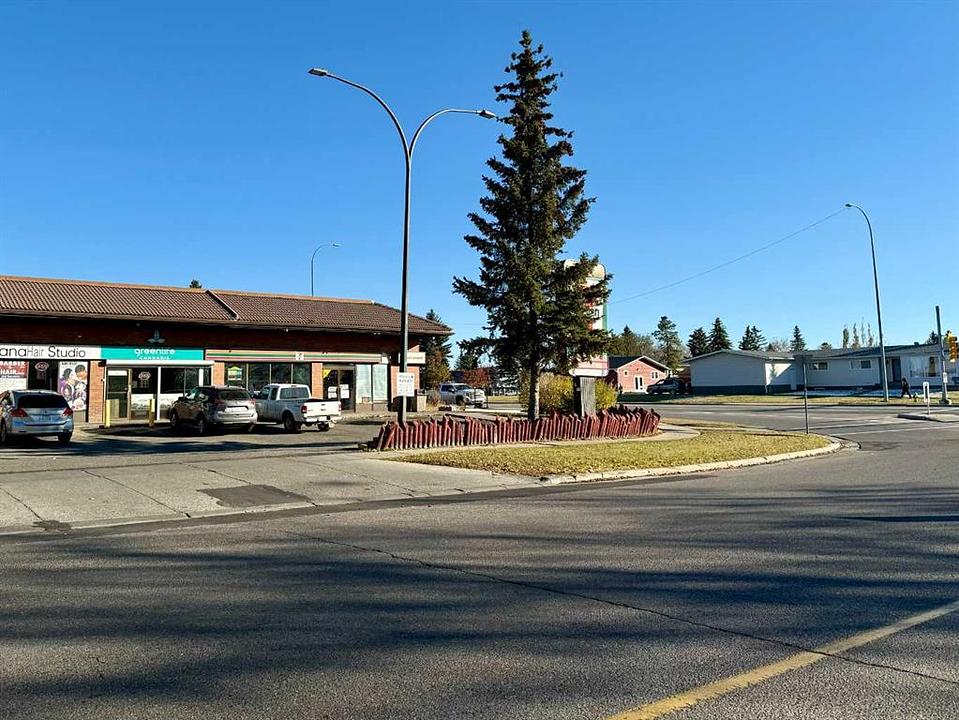 18 - 3304 64 Street Northeast, Calgary, AB