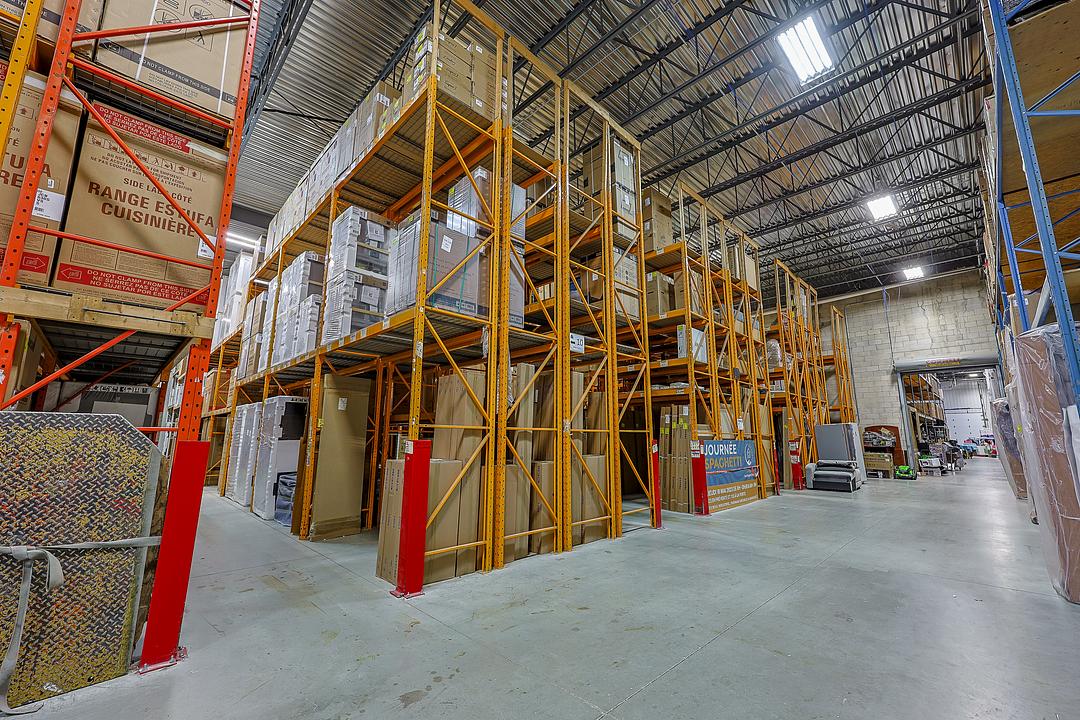 1555 Boulevard Industriel, Farnham, QC