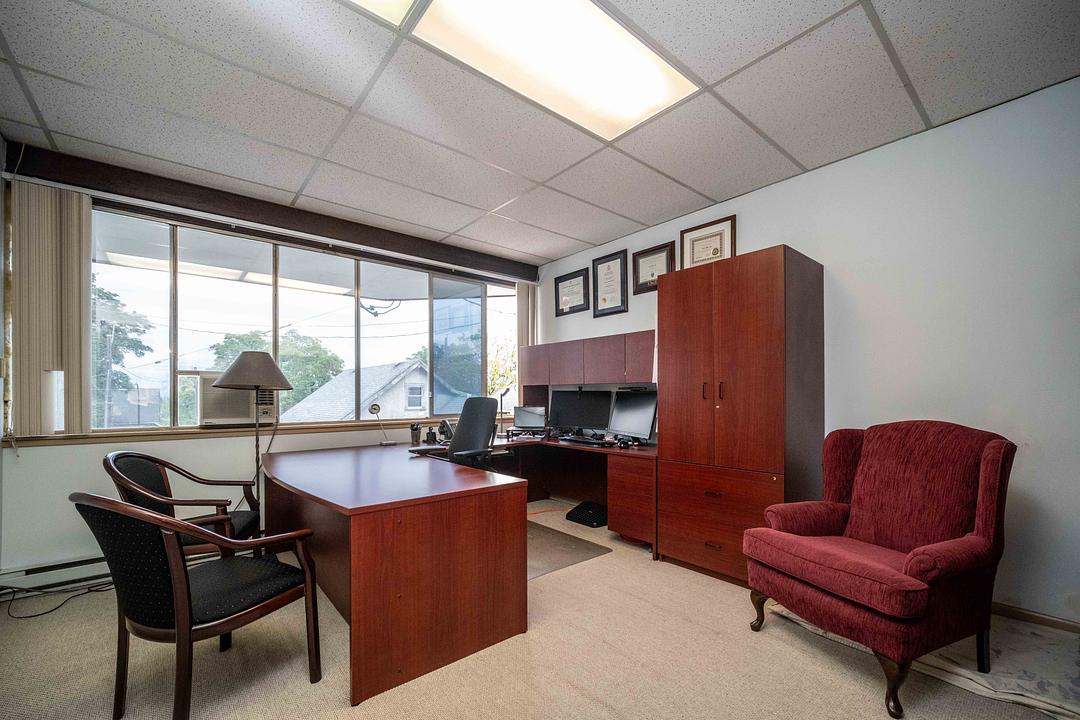 204 - 1437 Kingsway, Vancouver, BC