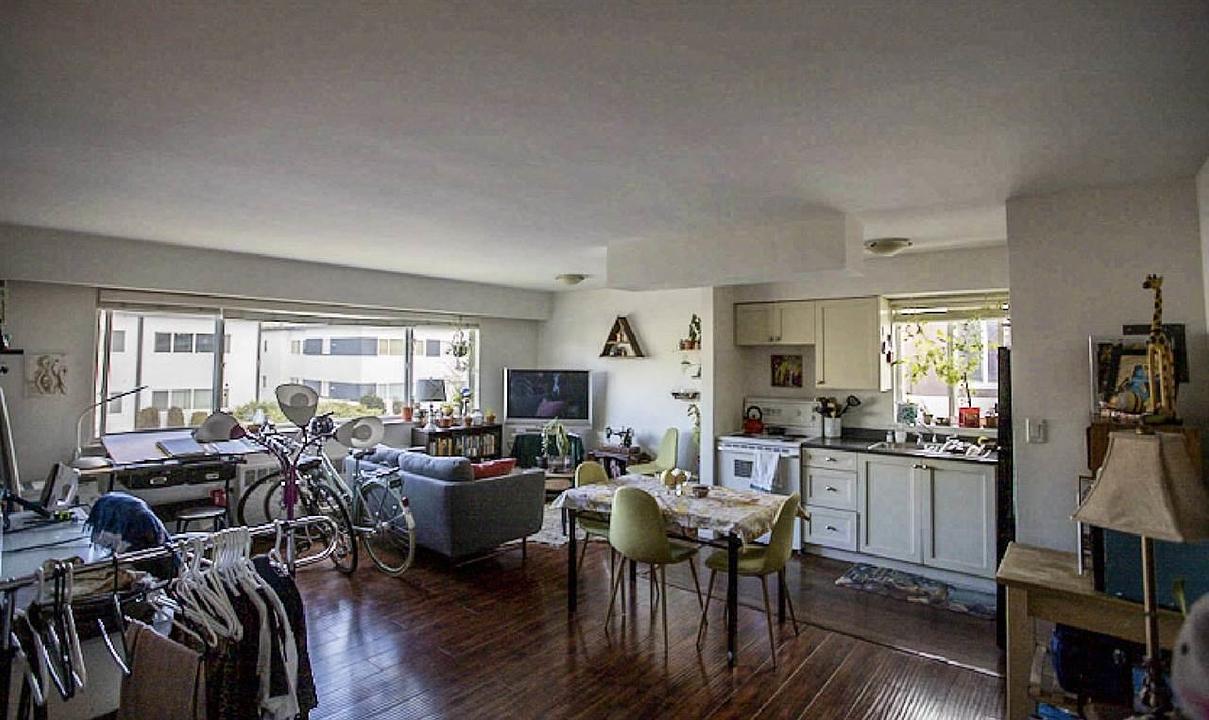 6822 Arcola Street, Burnaby, BC