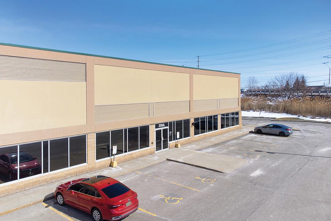 200A - 3020 Hawthorne Road, Ottawa, ON