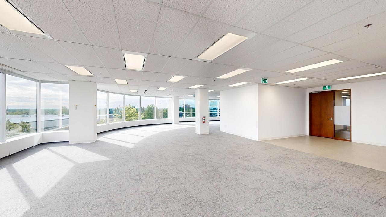 402 - 1410 Blair Towers Place, Ottawa, ON