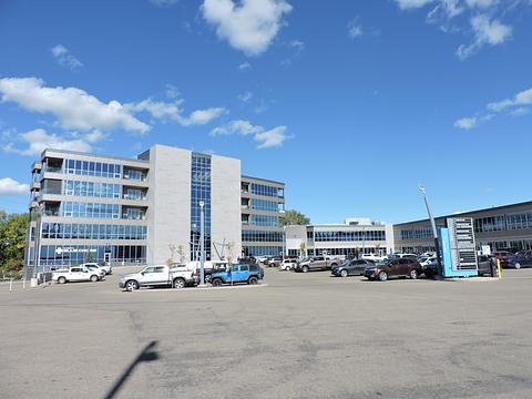 5002 55 Street, Red Deer, AB
