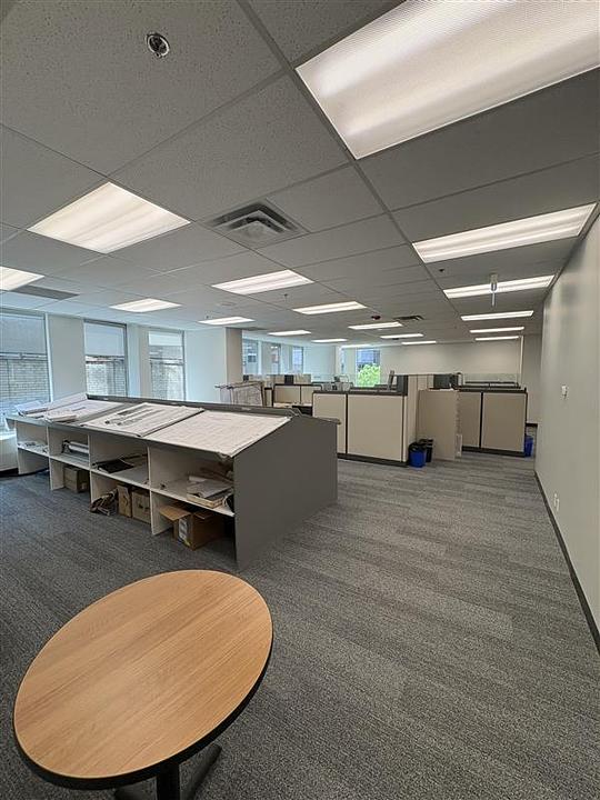 300 - 605-123 Edward Street, Toronto, ON