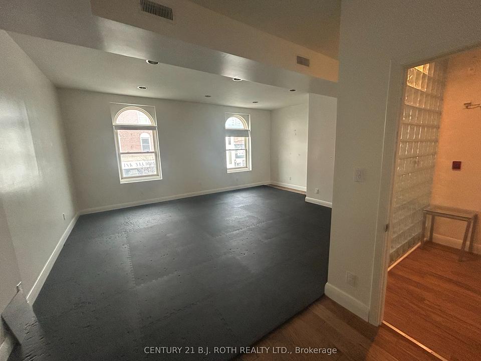Level 3B - 119 Dunlop Street East, Barrie, ON