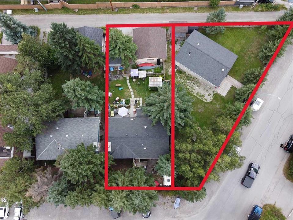 228 17 Street, Canmore, AB