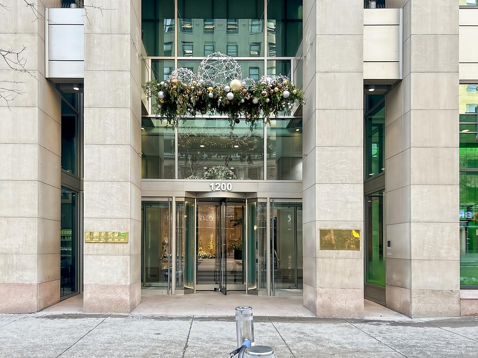 1100 - 1200 Avenue McGill College, Montréal, QC