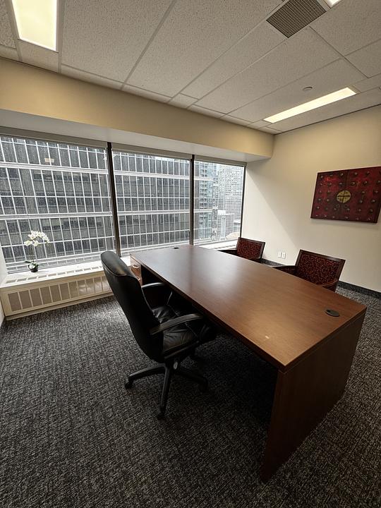 1800 - 155 University Ave, Toronto, ON