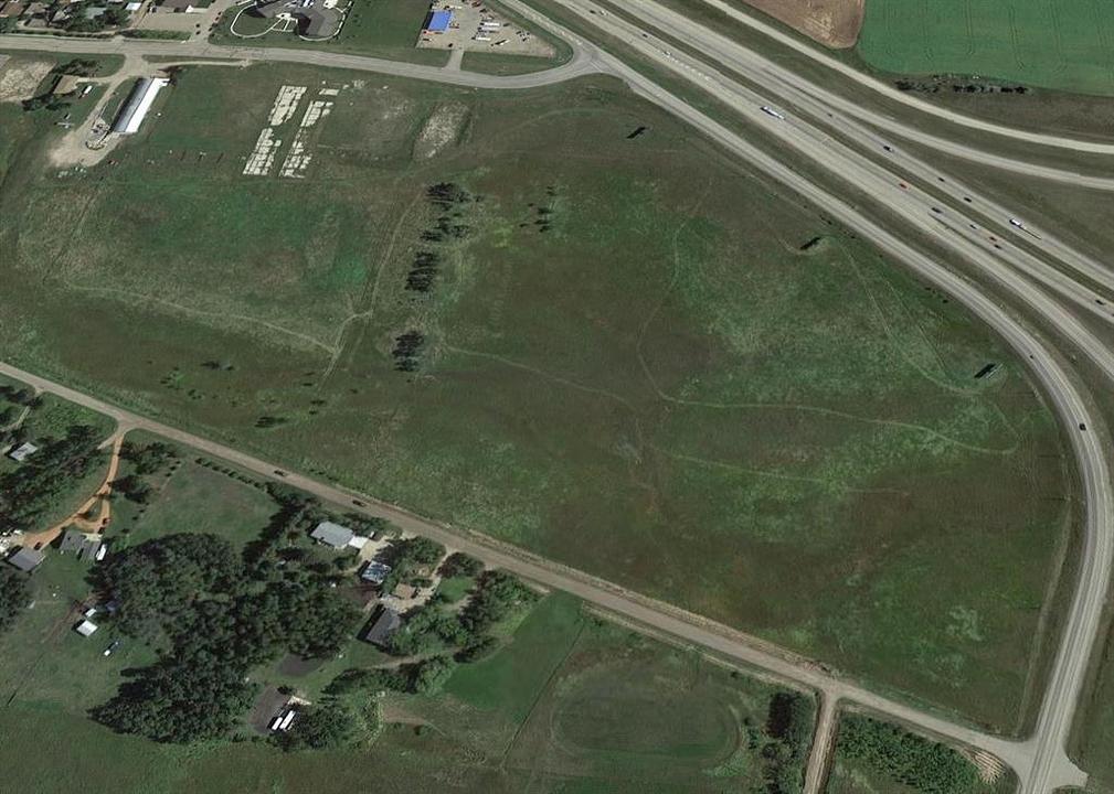 5601 Woodland Road, Innisfail, AB