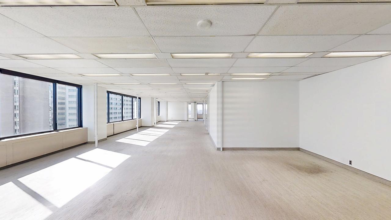 1700 - 180 Dundas Street West, Toronto, ON