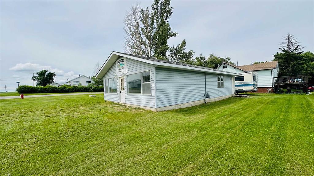 103 1 Street West, Munson, AB
