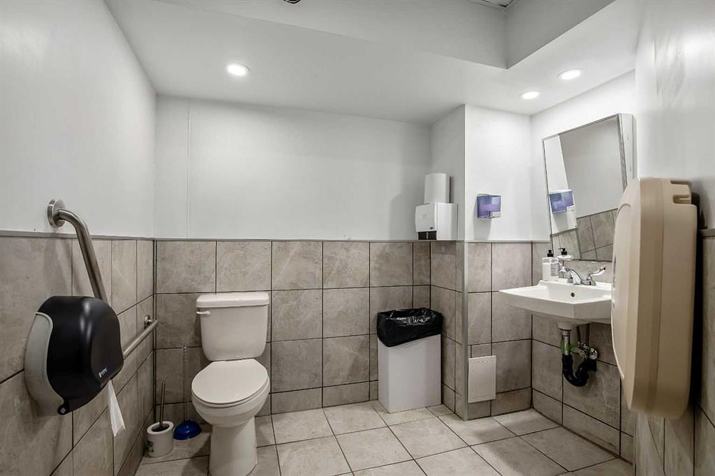 1405 8 Avenue Southeast, Calgary, AB