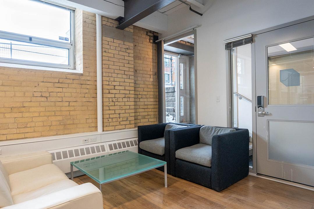 6A - 219D Dufferin Street, Toronto, ON