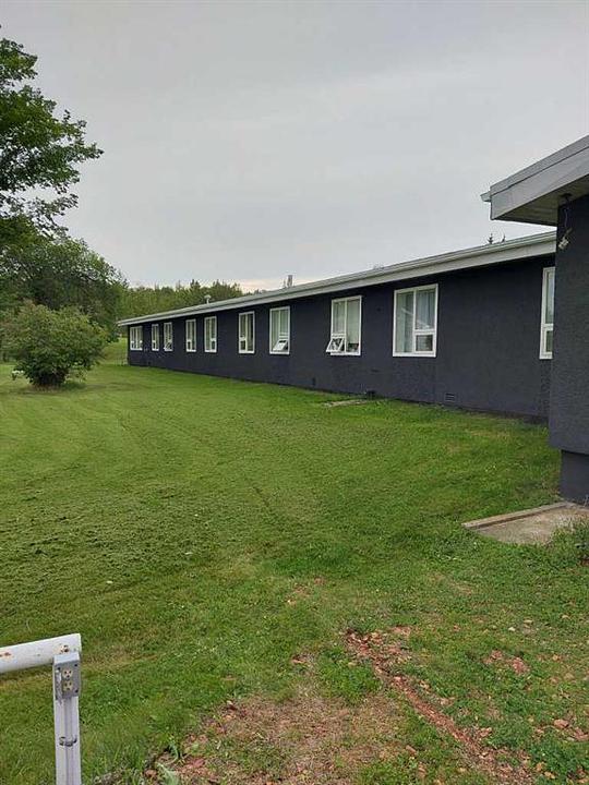 5430 Fairview Avenue, Bashaw, AB