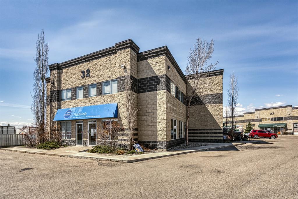 215 - 32 Westwinds Crescent Northeast, Calgary, AB