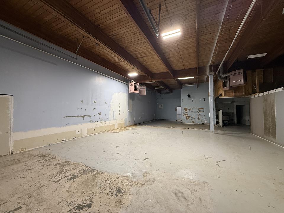10755 City Parkway, Surrey, BC